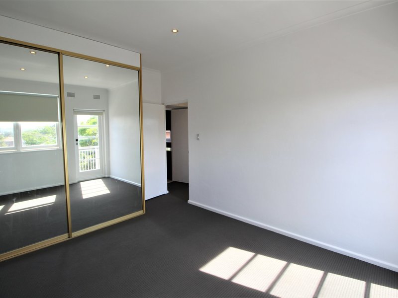 Photo - 12/5 Queens Road, Brighton-Le-Sands NSW 2216 - Image 5