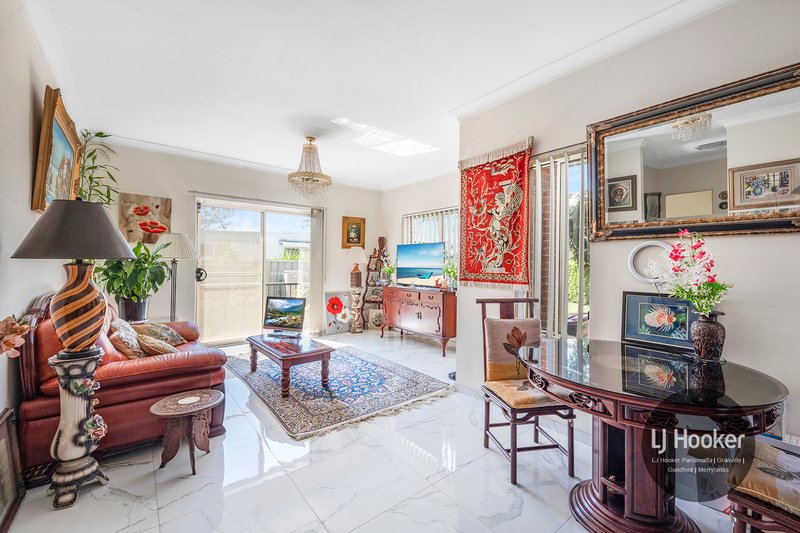 Photo - 12/5 Rawson Road, South Wentworthville NSW 2145 - Image 4