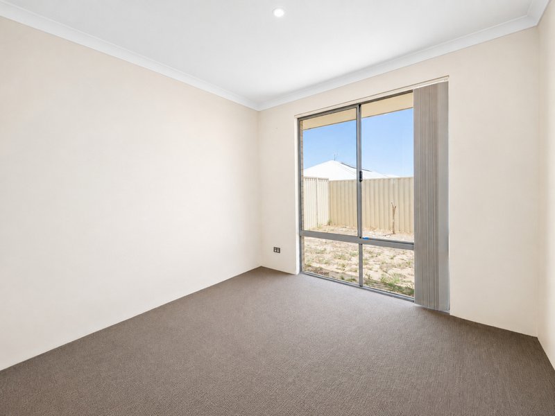 Photo - 125 Sapphire Chase, Wellard WA 6170 - Image 14