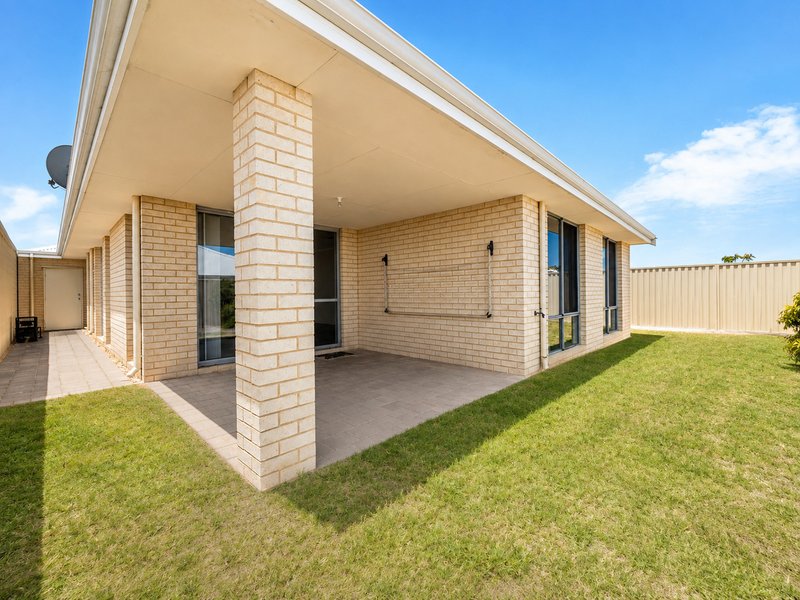 Photo - 125 Sapphire Chase, Wellard WA 6170 - Image 17