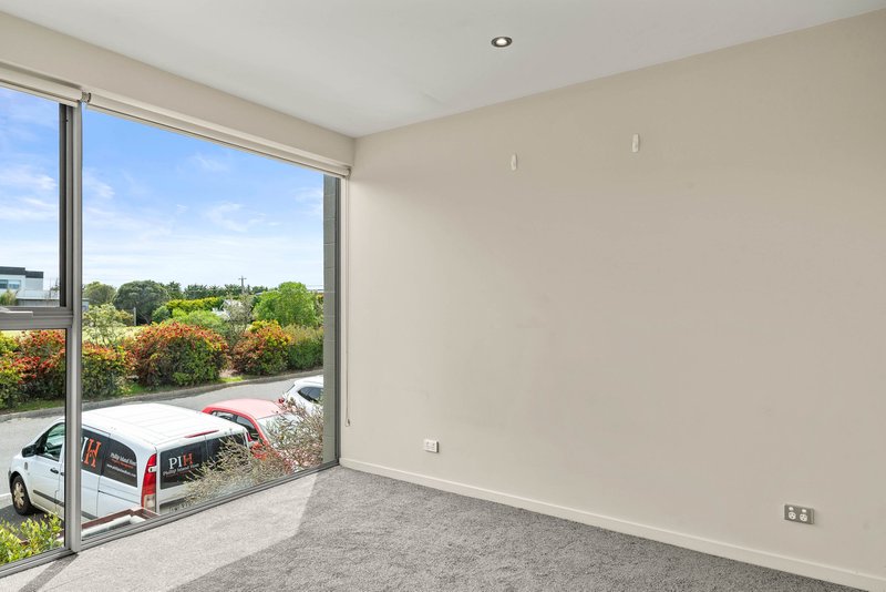Photo - 12/5 Sapphire View, San Remo VIC 3925 - Image 7