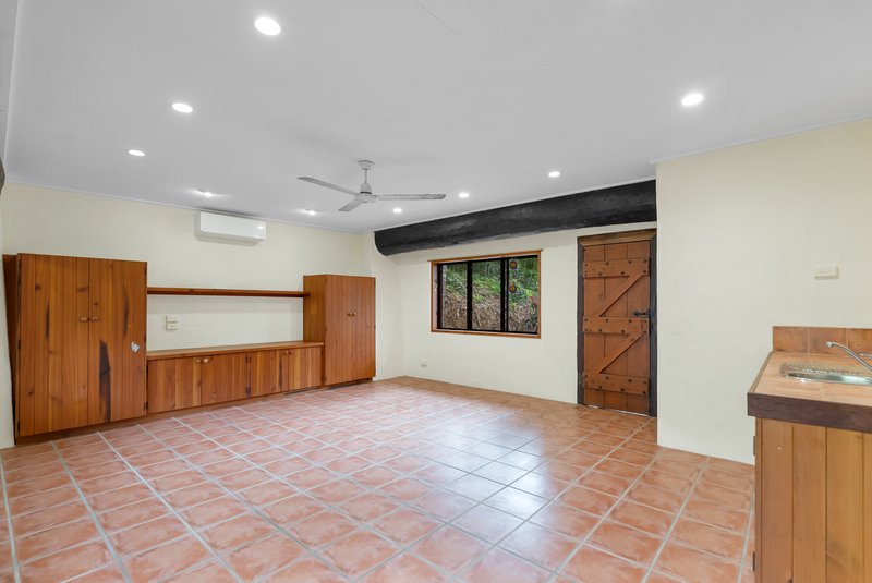 Photo - 125 Stanton Road, Smithfield QLD 4878 - Image 8