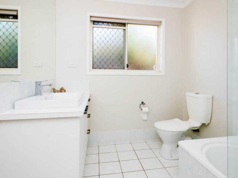 Photo - 1/25 Thornleigh Cr , Varsity Lakes QLD 4227 - Image 10