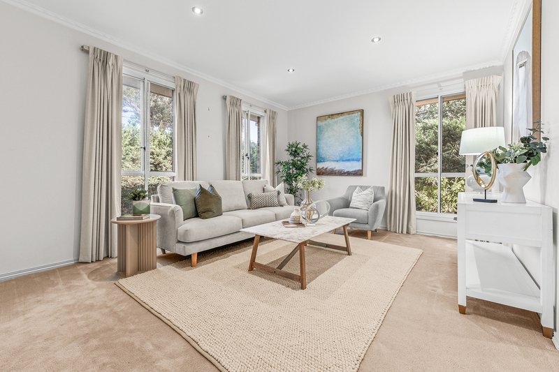 Photo - 1/25 Torroodun Street, Mount Waverley VIC 3149 - Image 3