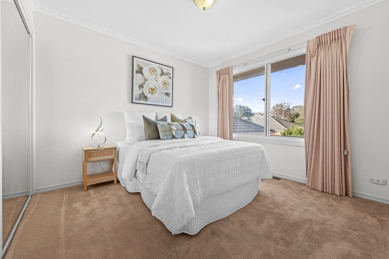 Photo - 1/25 Torroodun Street, Mount Waverley VIC 3149 - Image 11