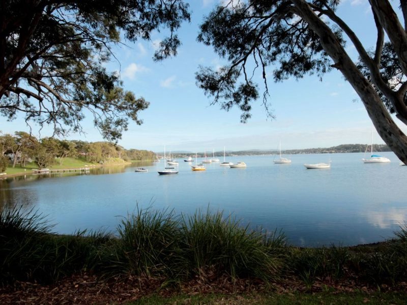 125 Watkins Road, Wangi Wangi NSW 2267