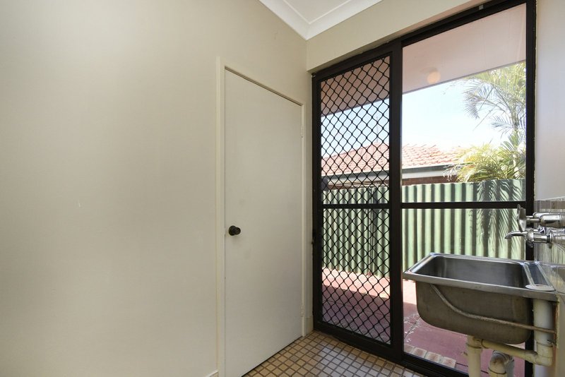 Photo - 1/25 Wheatcroft Street, Scarborough WA 6019 - Image 7