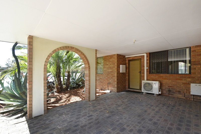 Photo - 1/25 Wheatcroft Street, Scarborough WA 6019 - Image 9