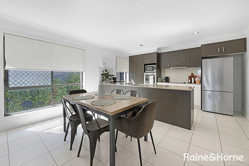 Photo - 1/25 Wilcox Street, Eimeo QLD 4740 - Image 4