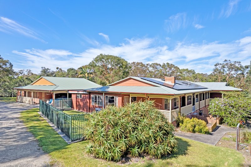 Photo - 125 Yeramba Road, Summerland Point NSW 2259 - Image 2