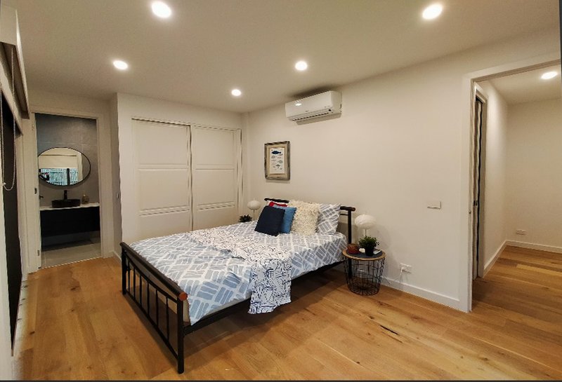 Photo - 1/252 Waverley Road, Mount Waverley VIC 3149 - Image 6