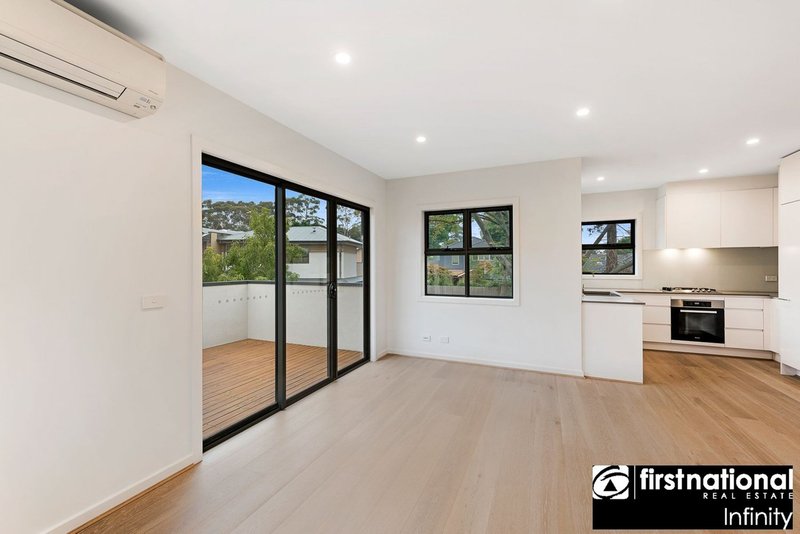 Photo - 12/520 Mitcham Road, Mitcham VIC 3132 - Image 3