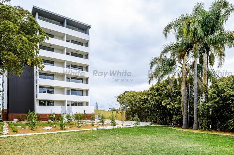 Photo - 125/3-17 Queen Street, Campbelltown NSW 2560 - Image 7