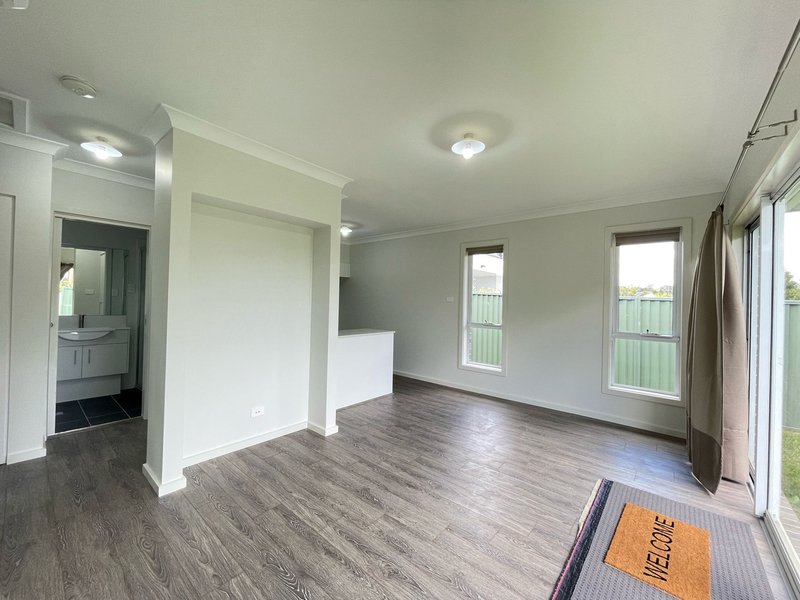 Photo - 1/253 Bonds Road, Riverwood NSW 2210 - Image 5