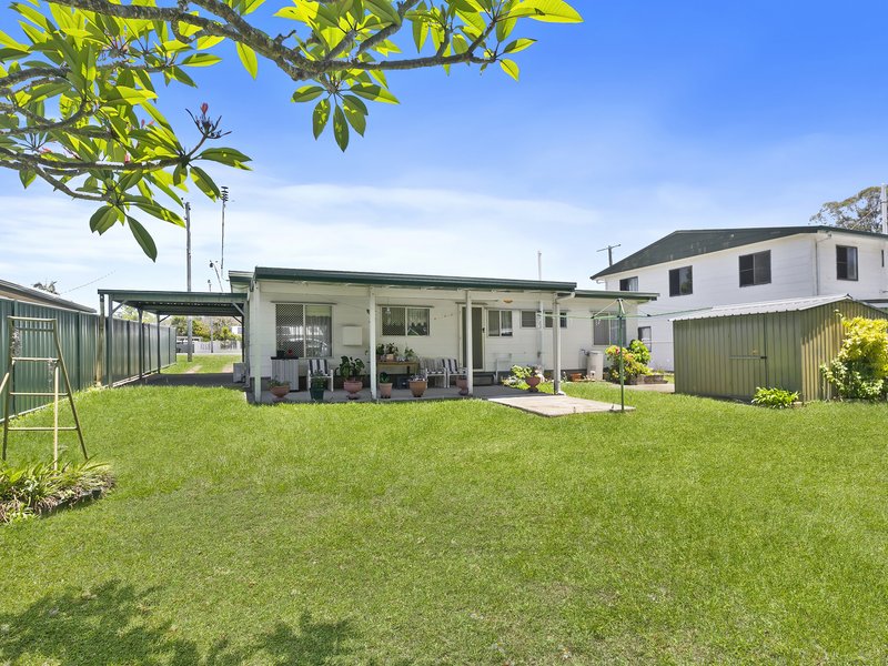 Photo - 1253 Bribie Island Road, Ningi QLD 4511 - Image 13