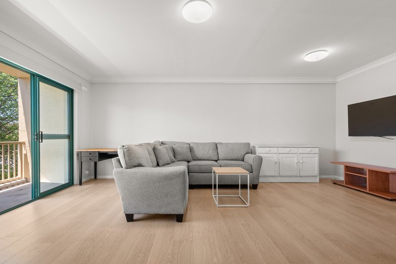 Photo - 12/53 Mcmillan Crescent, Griffith ACT 2603 - Image 5