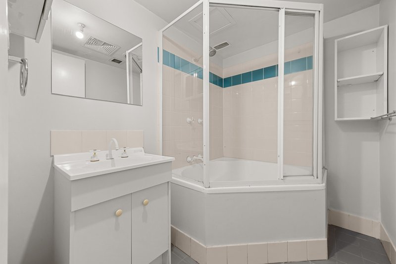 Photo - 12/53 Mcmillan Crescent, Griffith ACT 2603 - Image 12