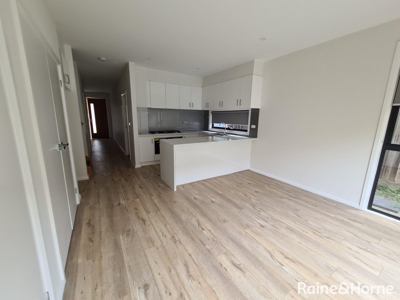 Photo - 1,2,5,6,7/16-18 Curtin Street, St Albans VIC 3021 - Image 17