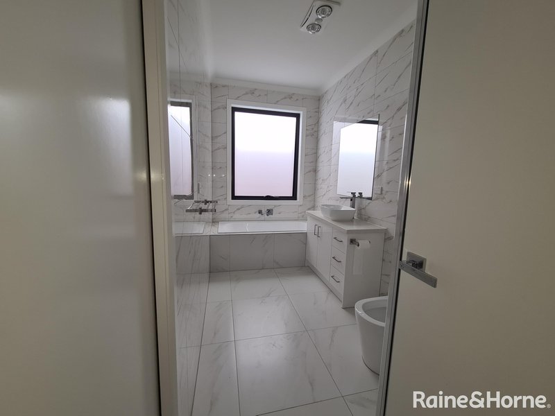 Photo - 1,2,5,6,7/16-18 Curtin Street, St Albans VIC 3021 - Image 23