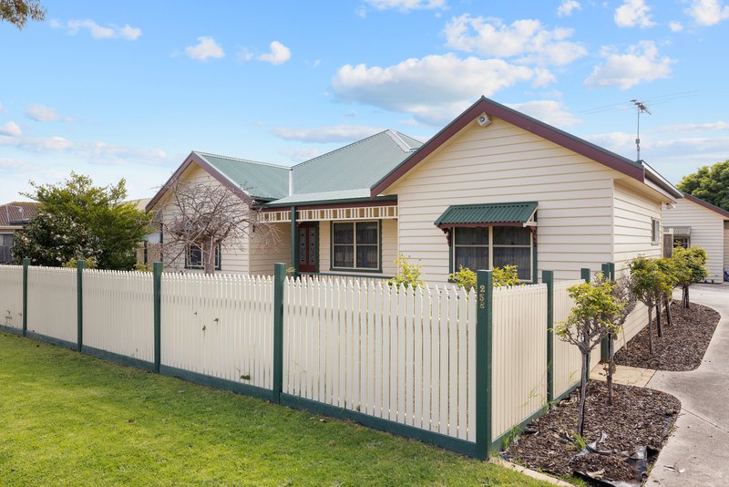 1/258 Settlement Road, Cowes VIC 3922