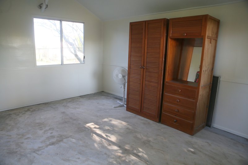 Photo - 12580 Bruce Highway, Hamilton Plains QLD 4800 - Image 11