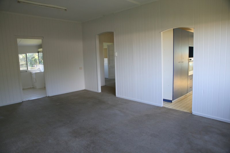 Photo - 12580 Bruce Highway, Hamilton Plains QLD 4800 - Image 16