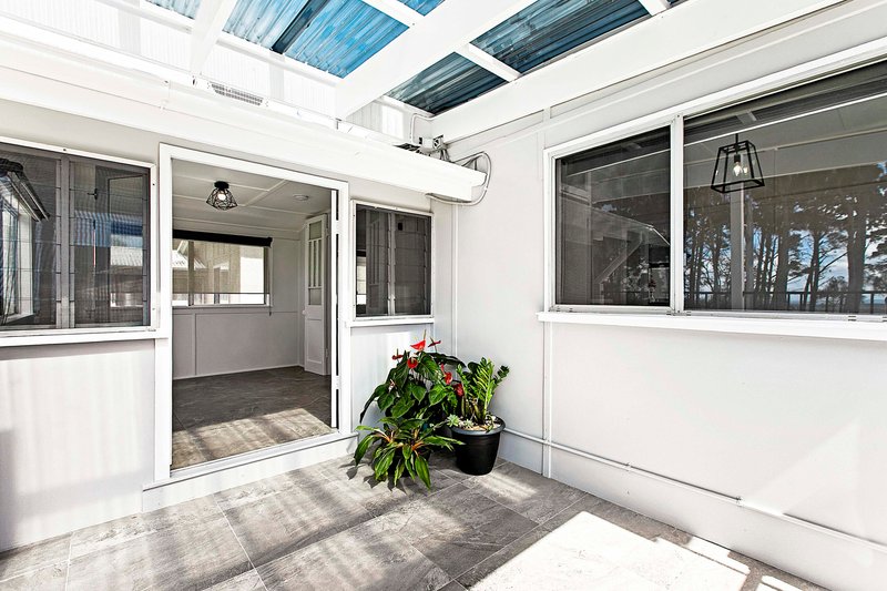 Photo - 1&2/583 Esplanade , Urangan QLD 4655 - Image 19