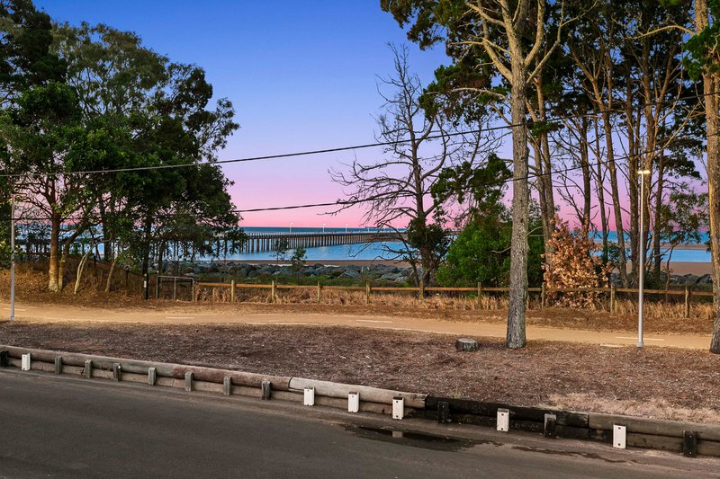 Photo - 1&2/583 Esplanade , Urangan QLD 4655 - Image 22