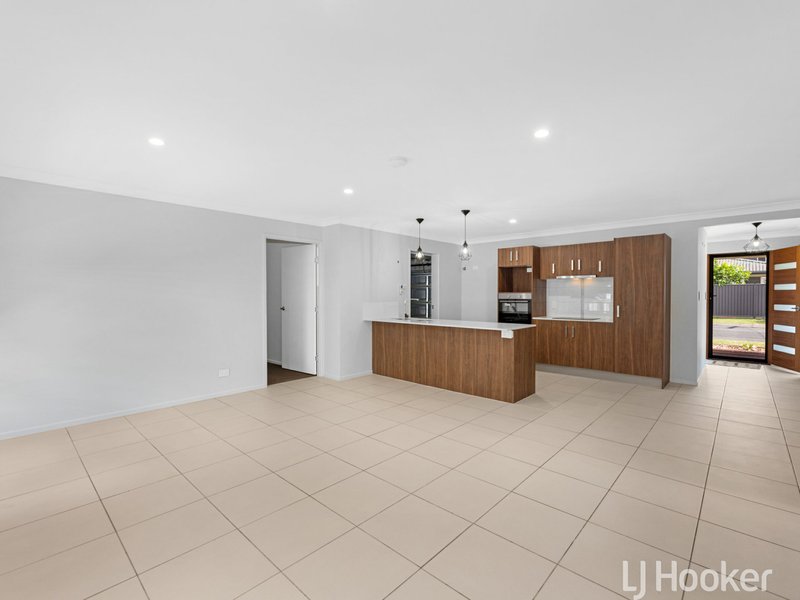 Photo - 125a Long Street, Point Vernon QLD 4655 - Image 7