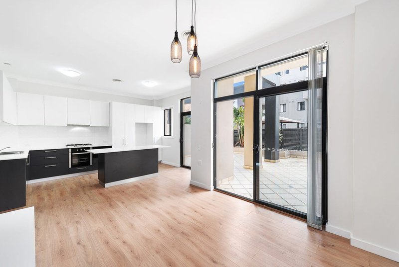 Photo - 1/26-28 Market Street, Wollongong NSW 2500 - Image 1