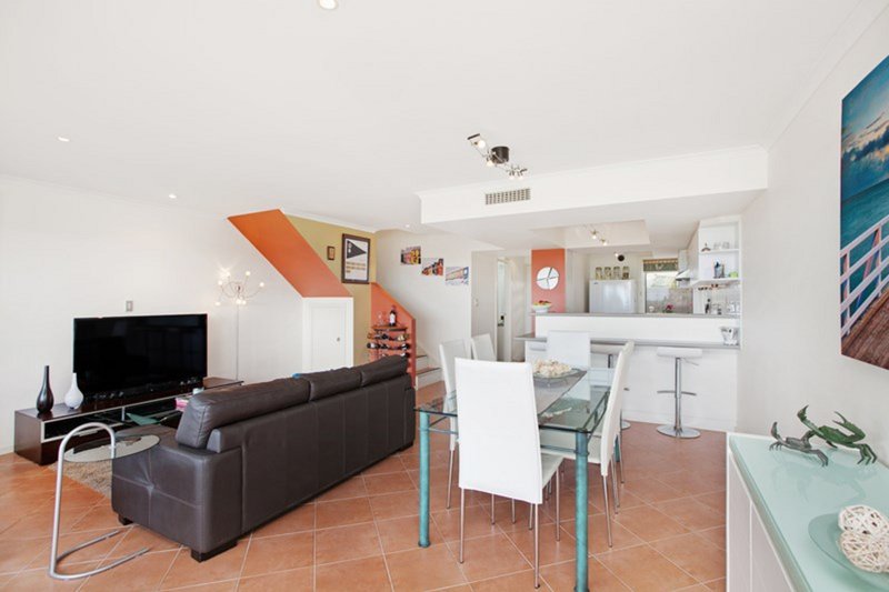 Photo - 1/26-28 South Australia One Drive, North Haven SA 5018 - Image 8