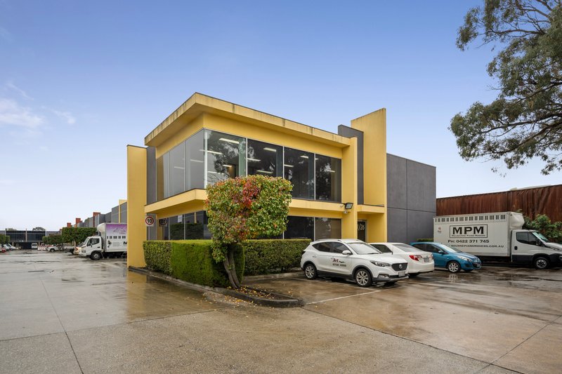 Photo - 1/26-30 Burgess Road, Bayswater North VIC 3153 - Image 3