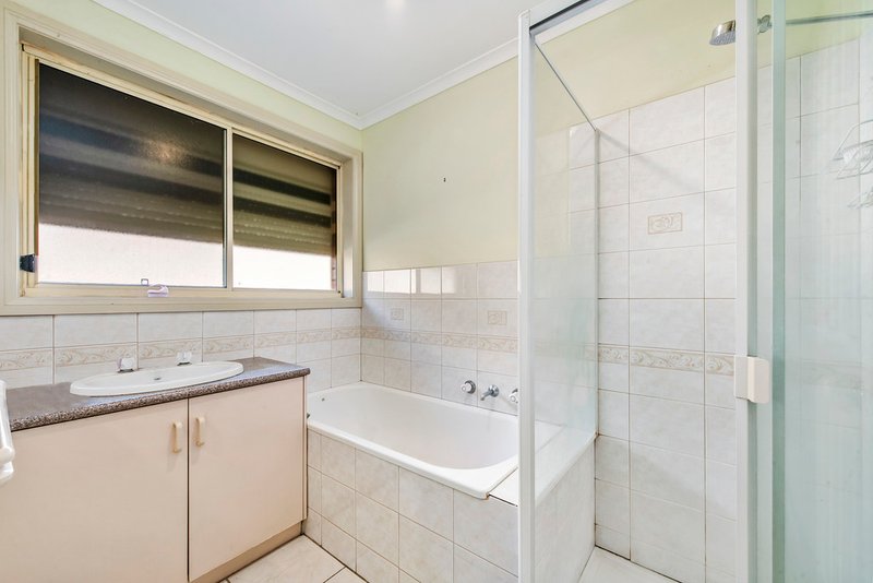 Photo - 1/26 Andrea Street, St Albans VIC 3021 - Image 6