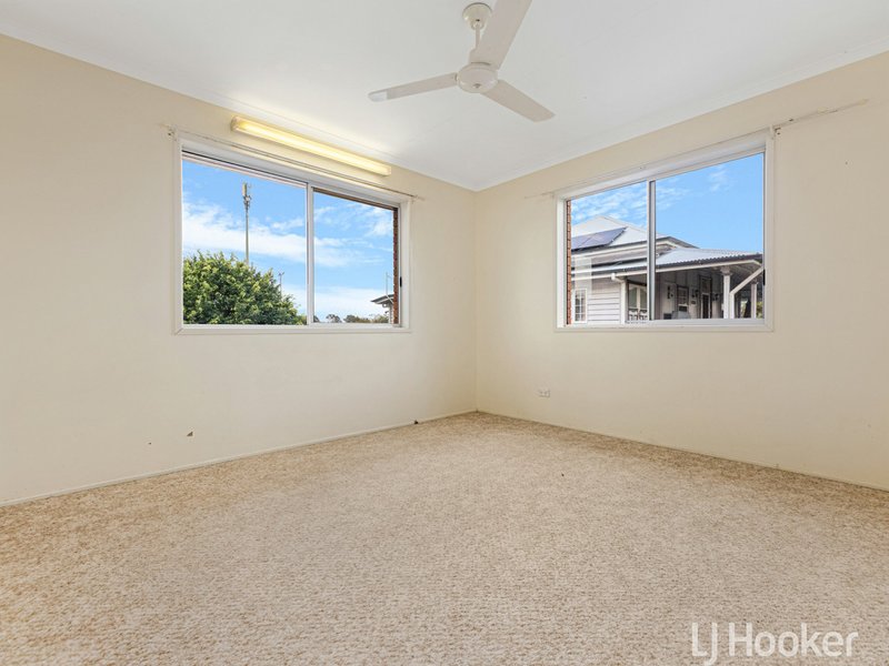 Photo - 126 Arnaud Street, Granville QLD 4650 - Image 9