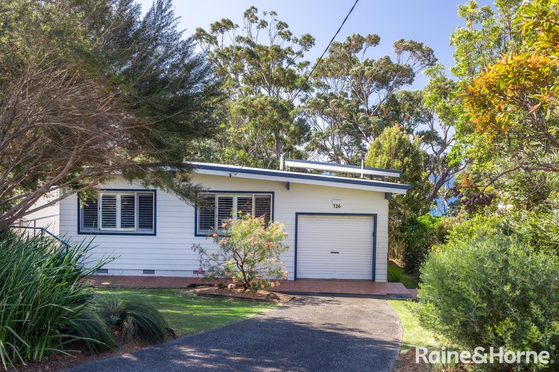 Photo - 126 Bannister Head Road, Mollymook Beach NSW 2539 - Image 14