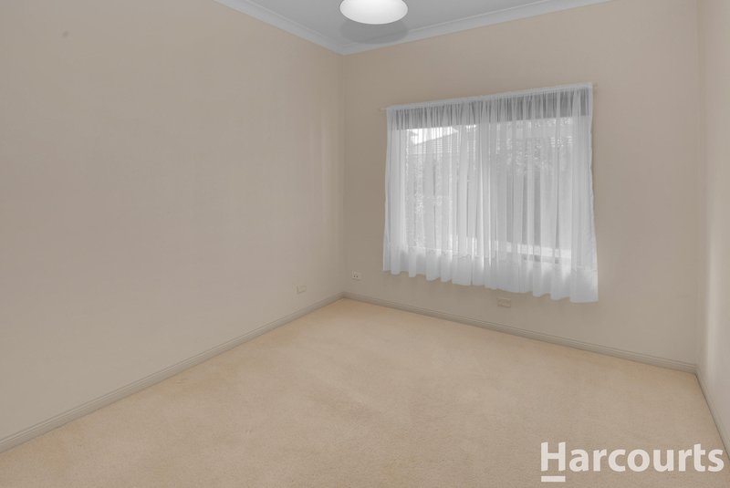 Photo - 126 Barnes Boulevard, Horsham VIC 3400 - Image 11