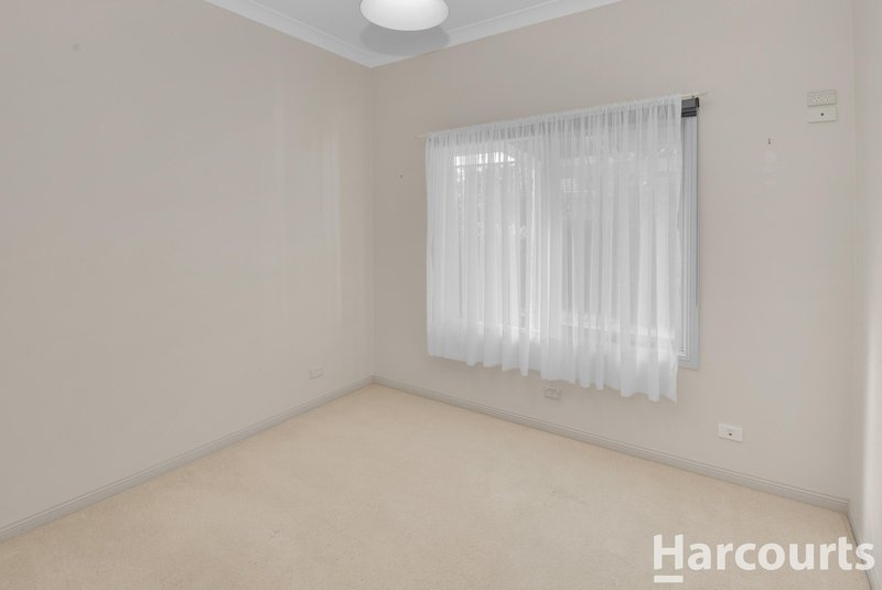 Photo - 126 Barnes Boulevard, Horsham VIC 3400 - Image 12