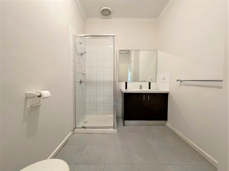 Photo - 1/26 Barry Street, Reservoir VIC 3073 - Image 7