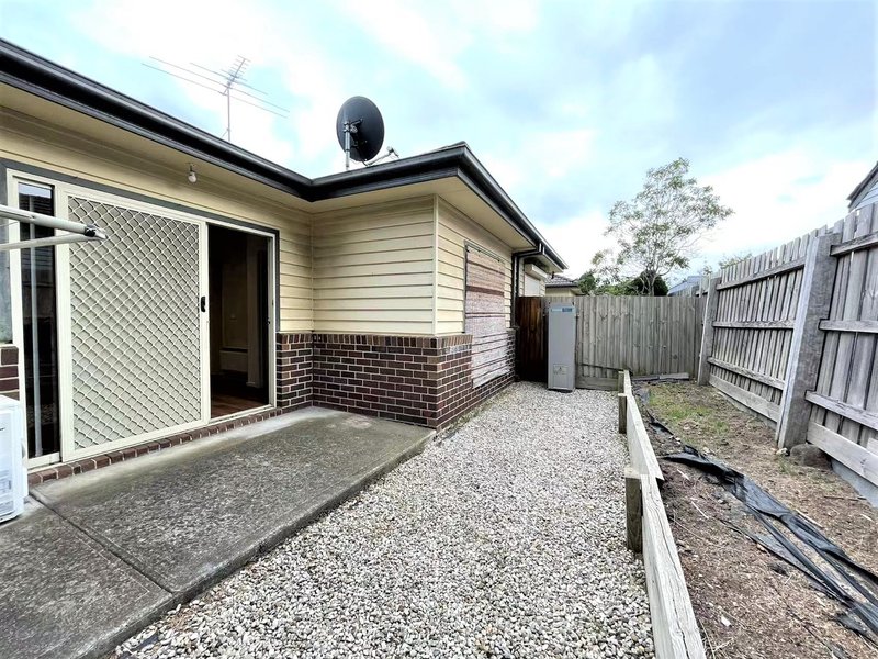 Photo - 1/26 Barry Street, Reservoir VIC 3073 - Image 8