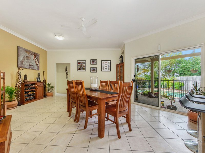 Photo - 126 Billinghurst Crescent, Upper Coomera QLD 4209 - Image 8