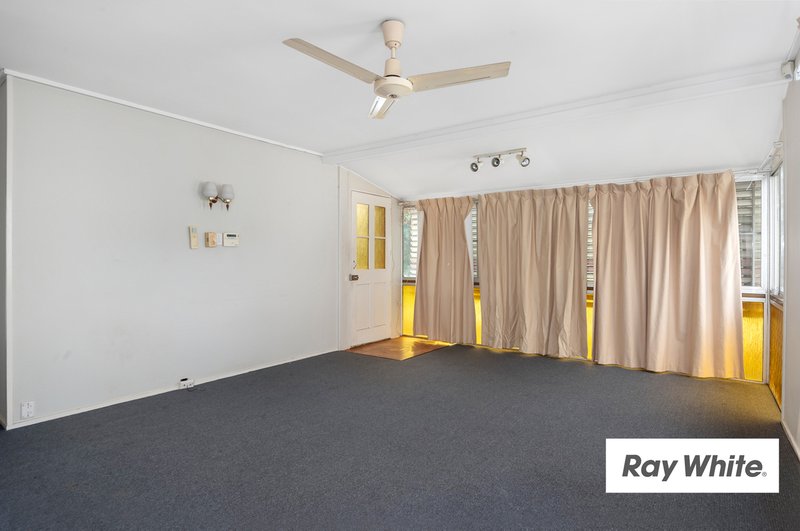 Photo - 126 Cardiff Road, Darra QLD 4076 - Image 9