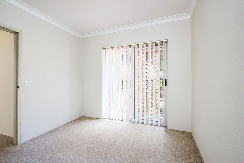 Photo - 1/26 Caroline Street, Westmead NSW 2145 - Image 6