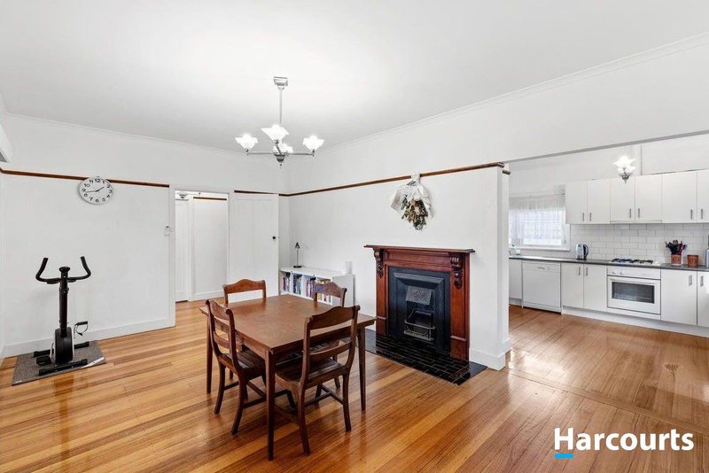 Photo - 1/26 Carween Avenue, Mitcham VIC 3132 - Image 6