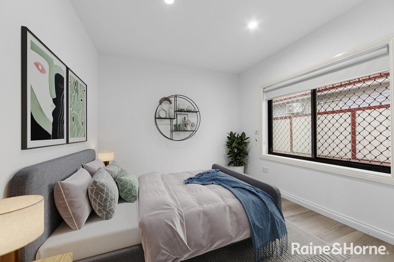 Photo - 1/26 Cornhill Street, St Albans VIC 3021 - Image 3