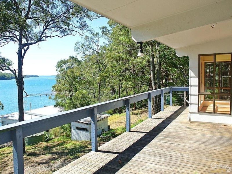 Photo - 126 Cove Boulevard, North Arm Cove NSW 2324 - Image 4