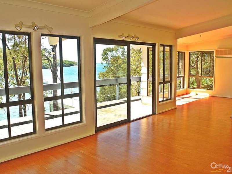 Photo - 126 Cove Boulevard, North Arm Cove NSW 2324 - Image 7