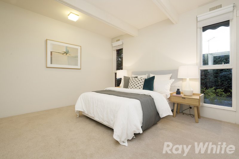 Photo - 1/26 Devon Street, Cheltenham VIC 3192 - Image 7