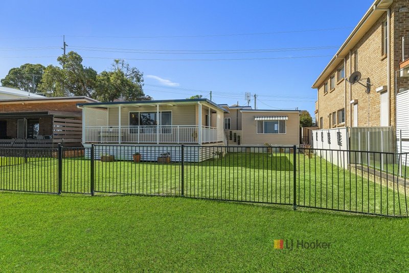 Photo - 126 Diamond Head Drive, Budgewoi NSW 2262 - Image 10