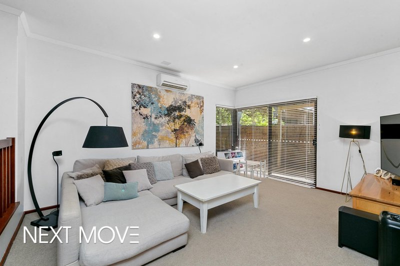 Photo - 1/26 Earlston Way, Booragoon WA 6154 - Image 2