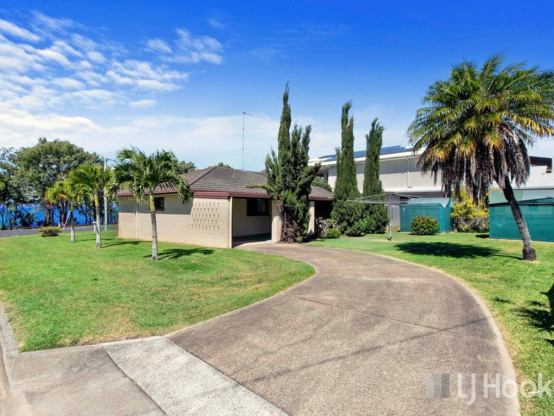 Photo - 126 Esplanade , Point Vernon QLD 4655 - Image 7